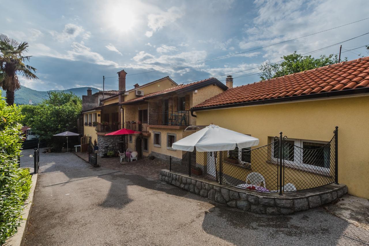 Apartments Villa Susanj Матули Екстериор снимка